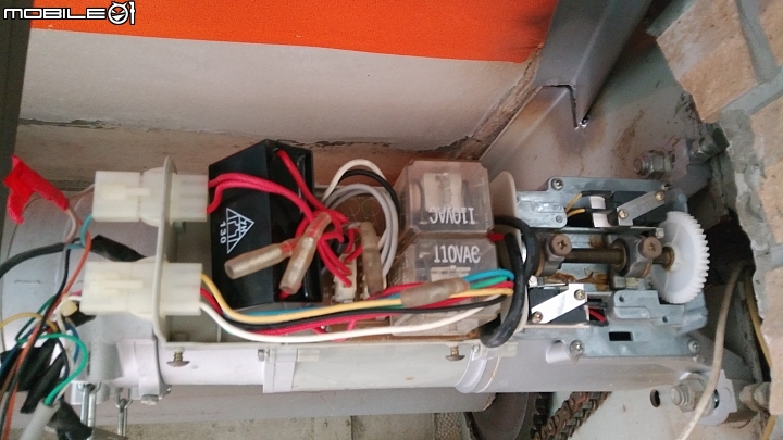 電動 鐵捲門 DIY 維修故障