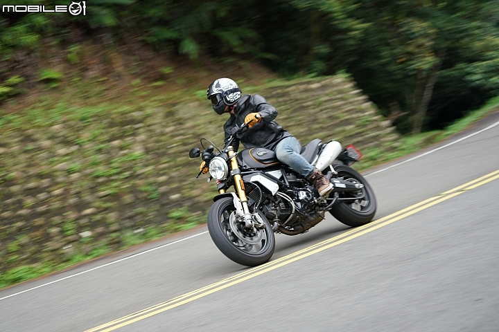 DUCATI SCRAMBLER 1100 Sport 公路硬漢全面進化