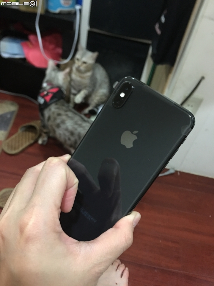 iPhone XS MAX 太空灰開箱