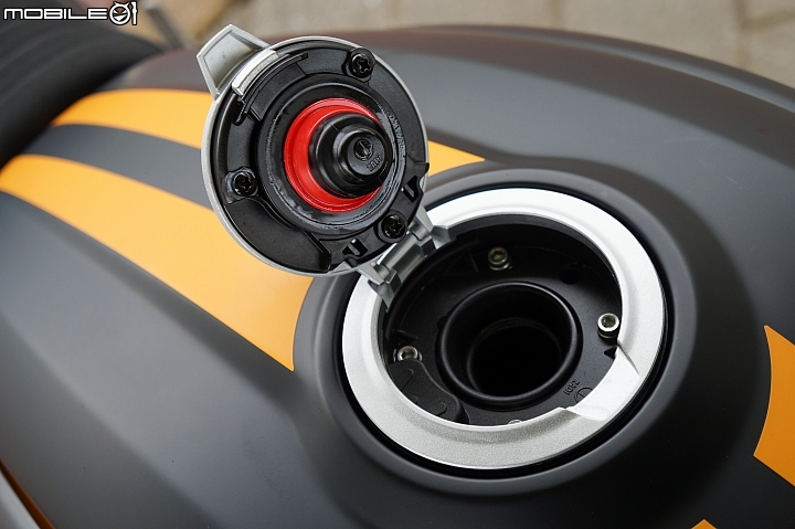 DUCATI SCRAMBLER 1100 Sport 公路硬漢全面進化