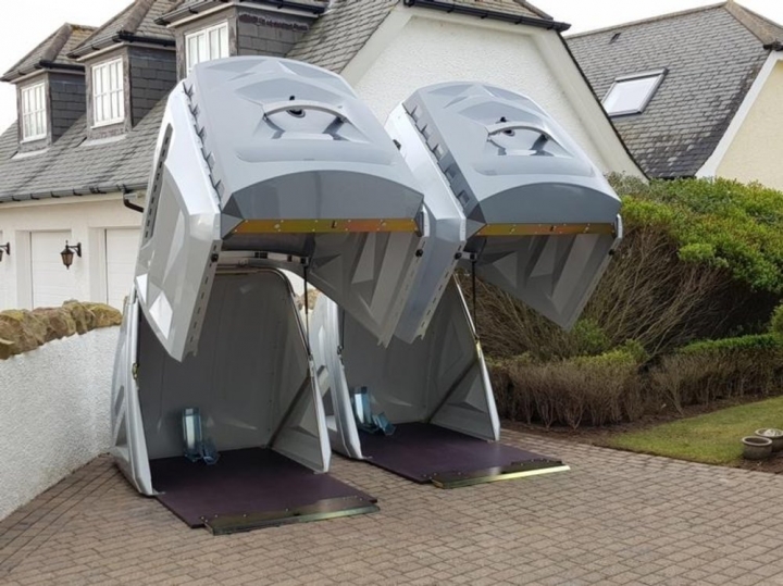 愛車成癡必備!BikeBox 24 移動式重型機車車庫