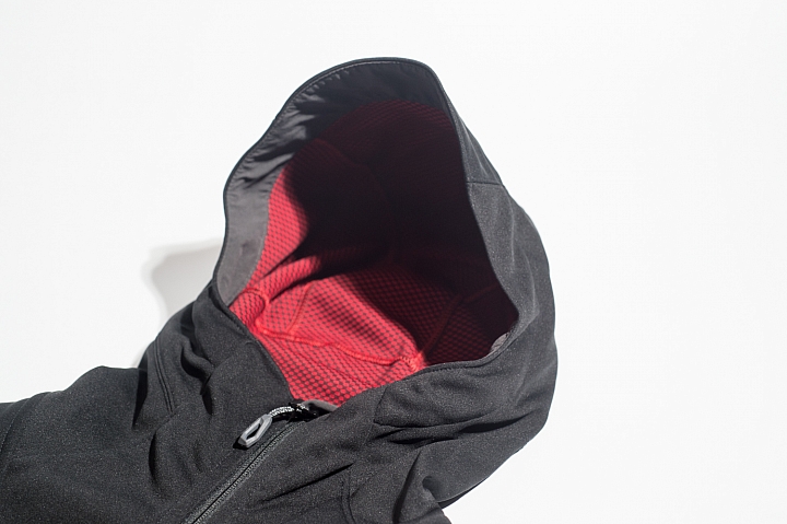 [ 開箱 ]  長毛象 軟殼衣 入手  MAMMUT ULTIMATE HOODY