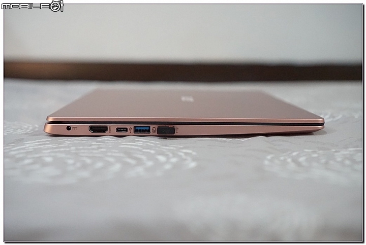 【開箱分享】上學去! Acer Swift 1 SF114-32 14吋 筆電 (粉紅櫻)