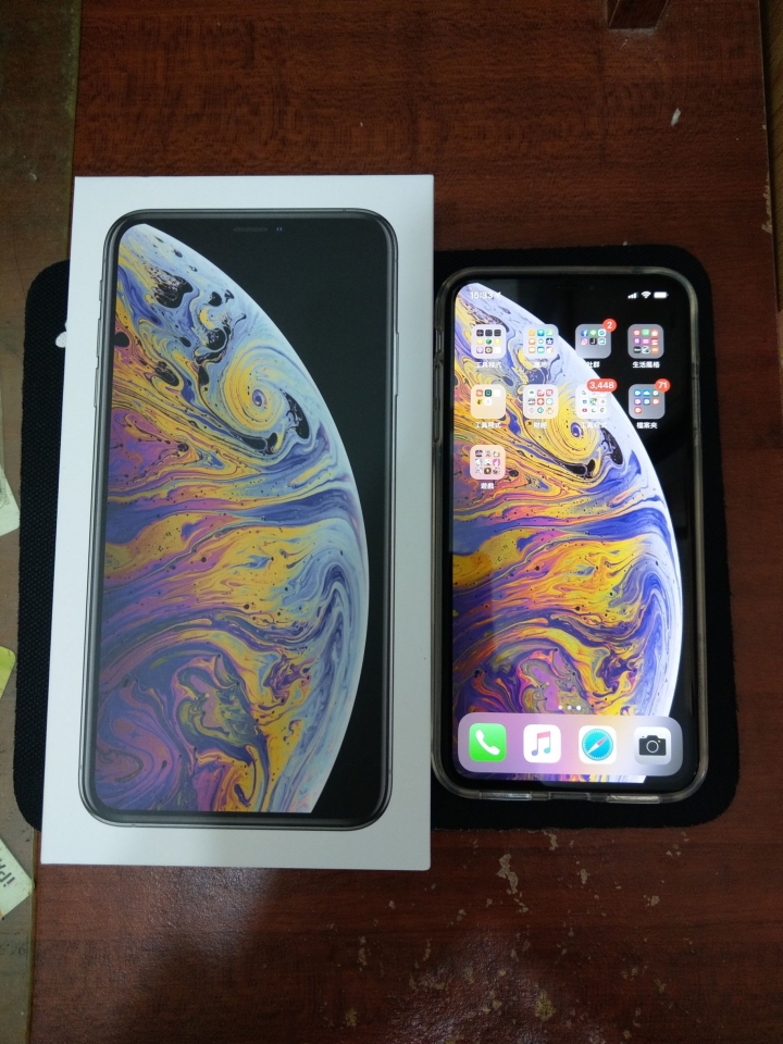 iPhone Xs max 256g開箱