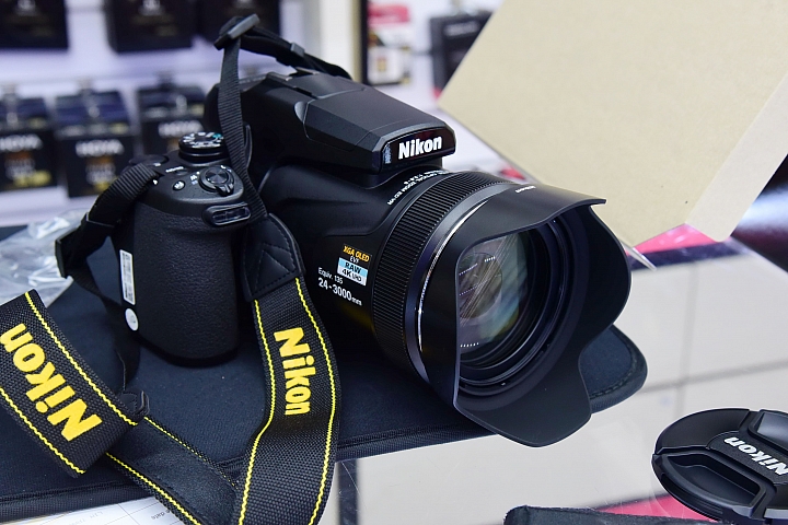 Nikon P900記錄紅豆的採收，和毛豆非常不同哦！忽然想吃萬丹紅豆餅。