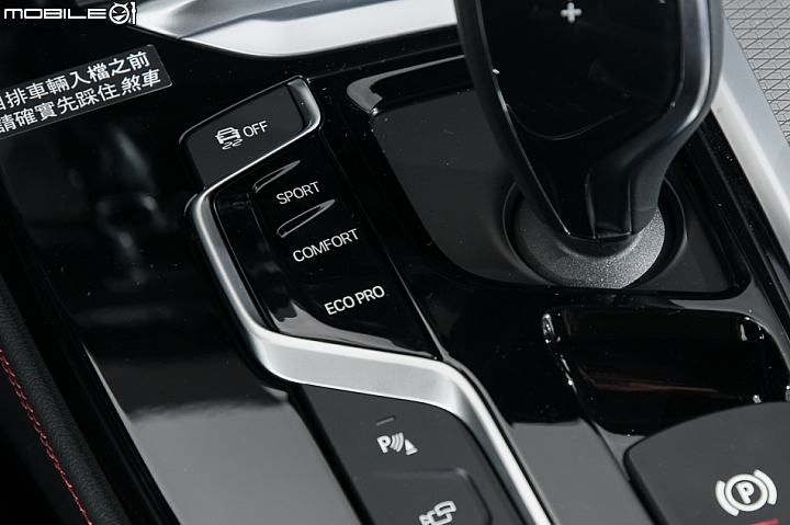 BMW休旅家族新添丁 X4 xDrive 30i M Sport展露好動性格