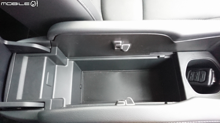 [分享] 日系C-segment 掀背之戰  Civic、Mazda3 及 Auris 三田體驗