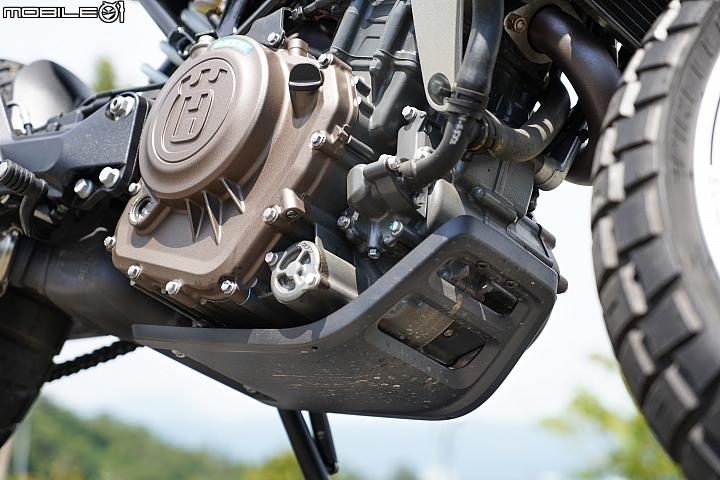 HUSQVARNA SVARTPILEN 401 百年車廠的前衛新作