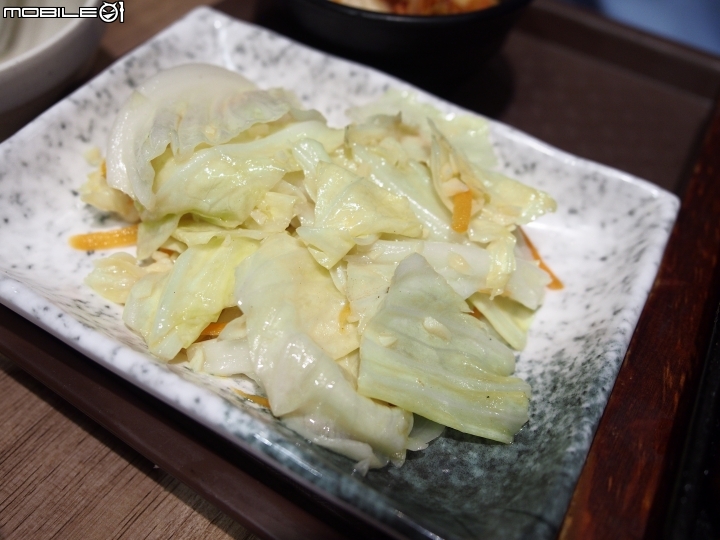 [食記] 臺北市 文山區 人从众牛排 -- 夜市中的厚切牛排