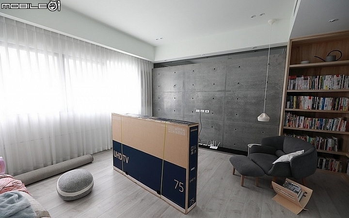 【不推薦】三星Samsung 75吋電視-UA75MU7000，使用時會不定時發出啪啪聲，更換一台還是一樣情形、修了兩次也修不好