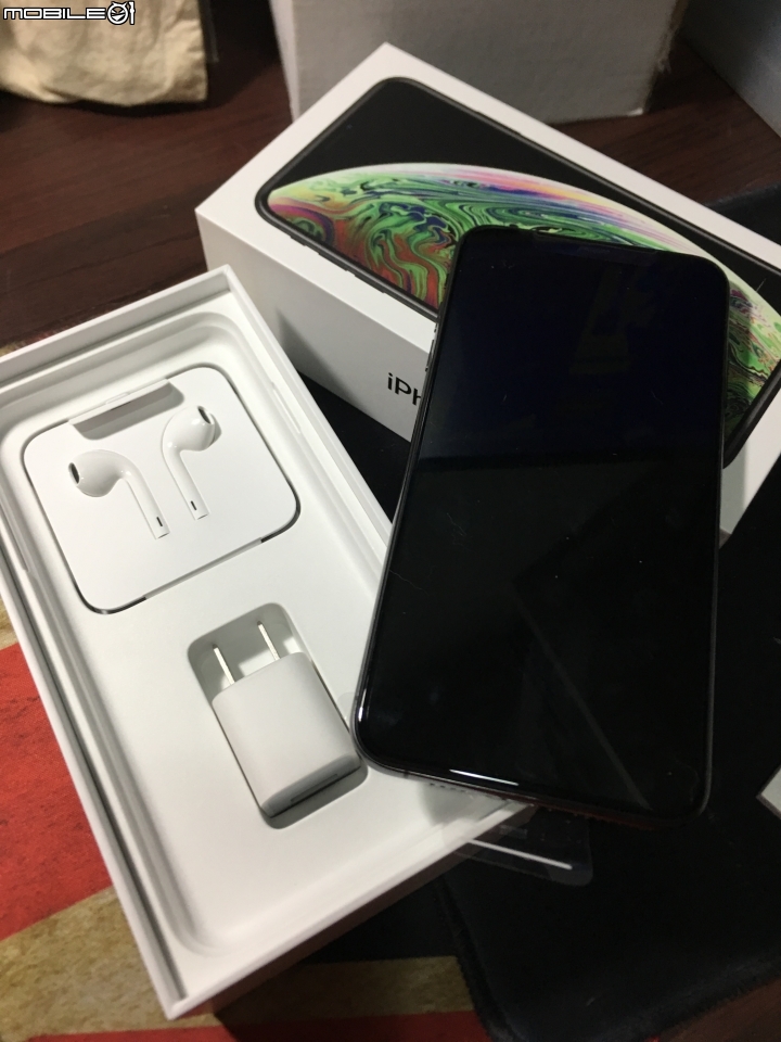 iPhone XS MAX 太空灰開箱