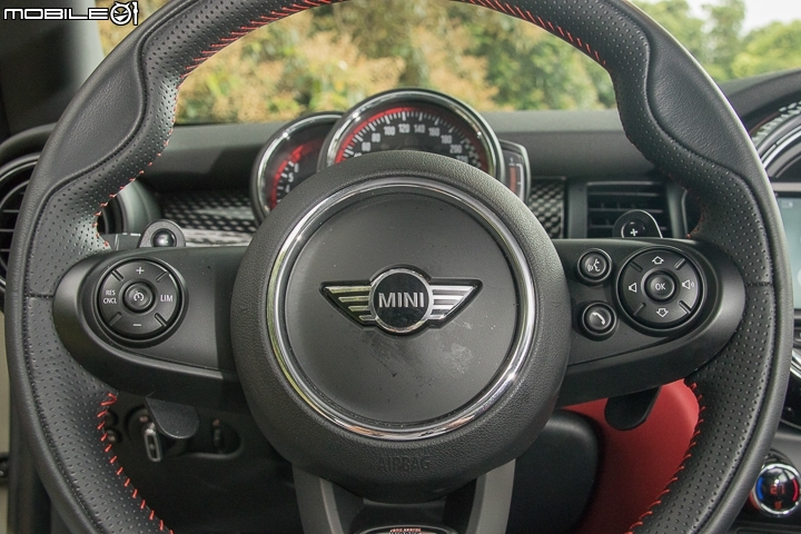 MINI John Cooper Works試駕報導 標準的Fun Car！