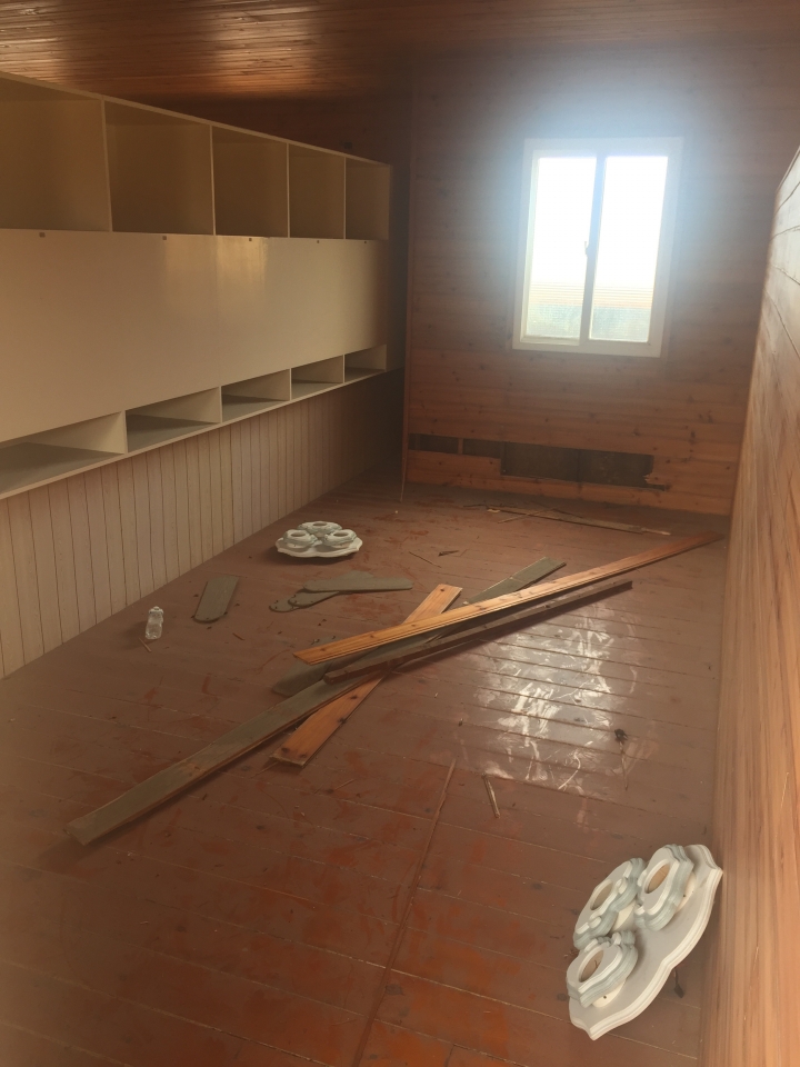 屋頂加蓋木屋拆除