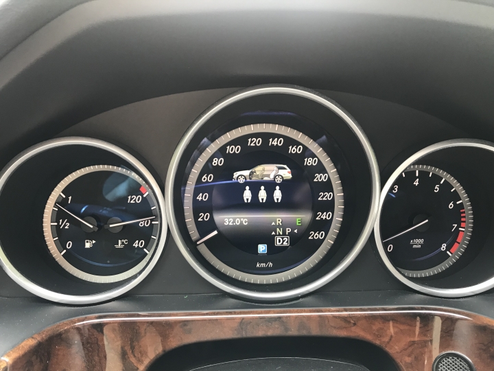 請問212冷車時E模式是一檔起步嗎？