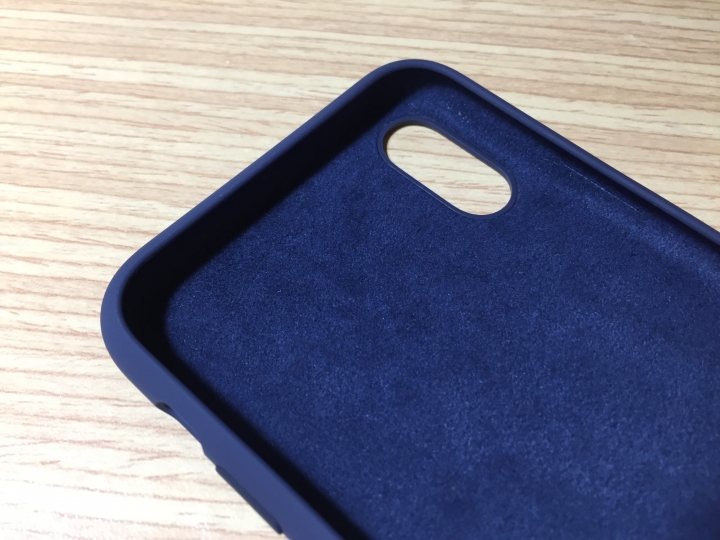 iPhone XS 矽膠保護殼開箱