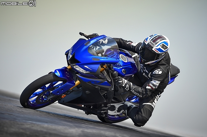 【海外快訊】R-DNA 延續 2019 YAMAHA YZF-R125 大改款發表！