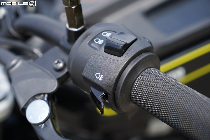 HUSQVARNA SVARTPILEN 401 百年車廠的前衛新作
