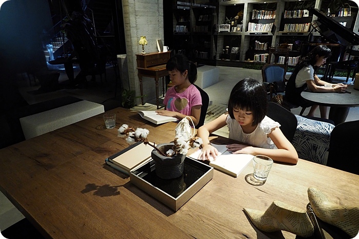 【台中藝文景點】可獨樂,亦可眾樂樂。樂樂書屋LELE BOOKS HOUSE !