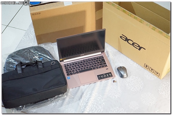 【開箱分享】上學去! Acer Swift 1 SF114-32 14吋 筆電 (粉紅櫻)