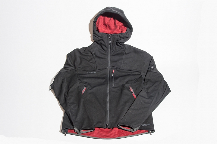 [ 開箱 ]  長毛象 軟殼衣 入手  MAMMUT ULTIMATE HOODY