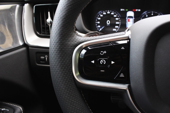 Volvo XC60 T6 RD心得分享