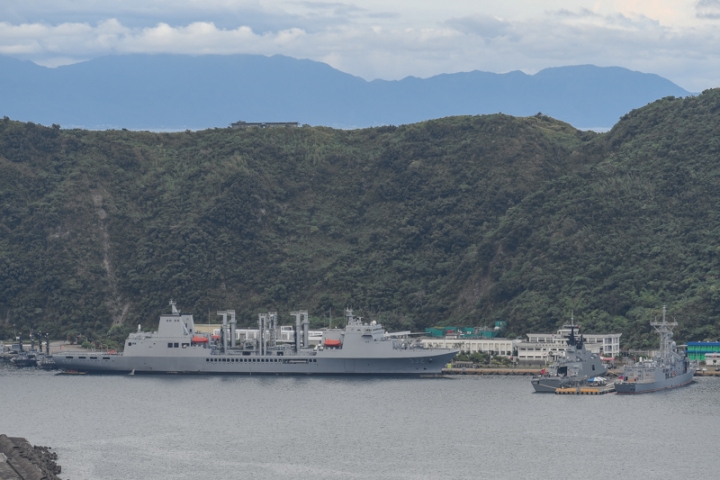 [亂拍照] 2018 宜蘭蘇澳軍港 參觀基隆艦(紀德艦)