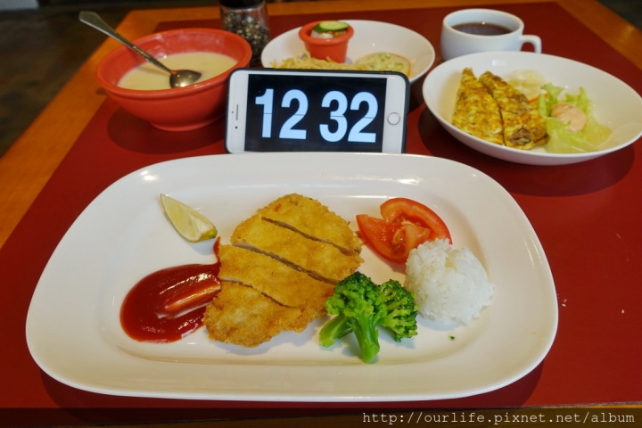 台中北區.吃到賺到的148元義麵吃到飽@Joy's Pasta