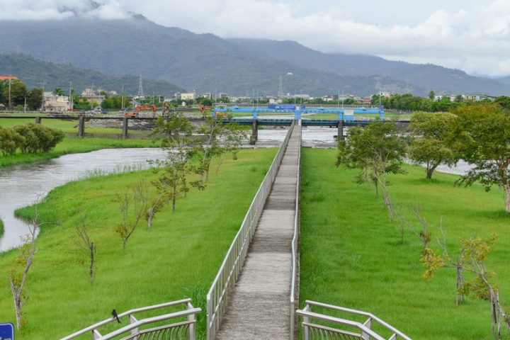 [亂拍照] 宜蘭 安農溪分洪堰風景區、中興文化創意園區