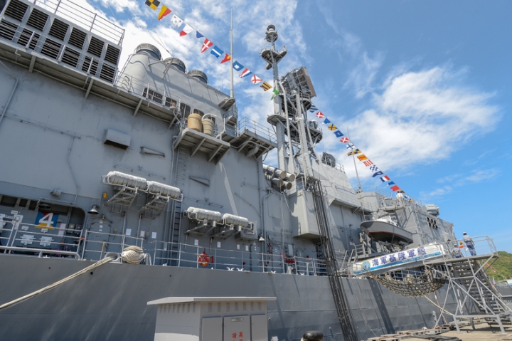 [亂拍照] 2018 宜蘭蘇澳軍港 參觀基隆艦(紀德艦)