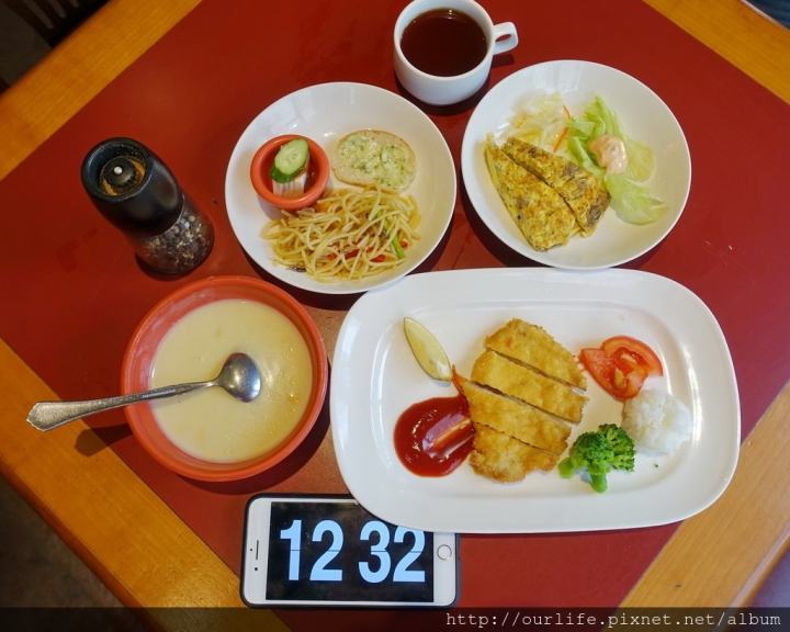 台中北區.吃到賺到的148元義麵吃到飽@Joy's Pasta