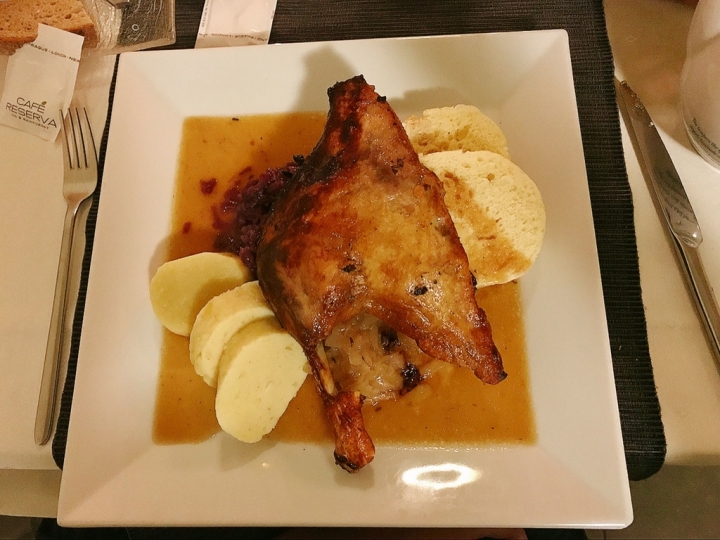 【Czech.食】美味布拉格(下)城堡區Tři století餐廳與Café Louvre羅浮咖啡