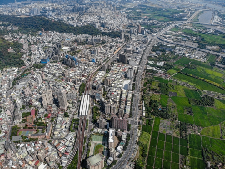 [亂拍照] 台北北投 關渡平原 稻田風光 (空拍)