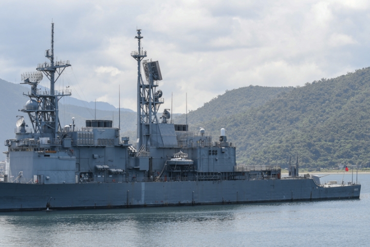 [亂拍照] 2018 宜蘭蘇澳軍港 參觀基隆艦(紀德艦)