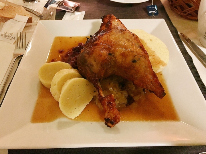 【Czech.食】美味布拉格(下)城堡區Tři století餐廳與Café Louvre羅浮咖啡