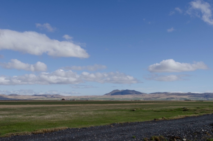 冰島環島的魔幻時刻：布魯旅館 Brú Guesthouse 住在冰島遼闊的南部平原之中