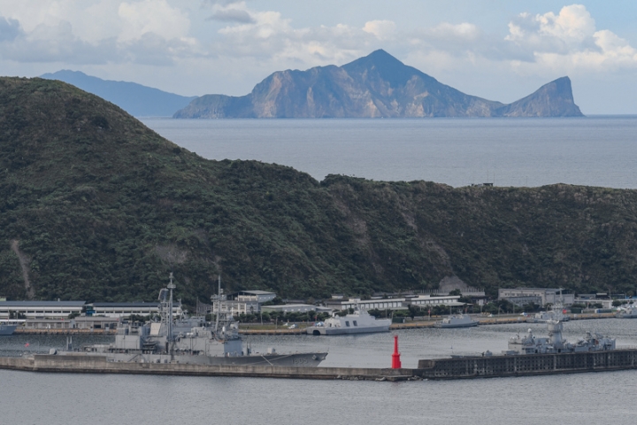 [亂拍照] 2018 宜蘭蘇澳軍港 參觀基隆艦(紀德艦)
