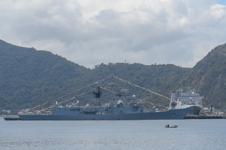 [亂拍照] 2018 宜蘭蘇澳軍港 參觀基隆艦(紀德艦)