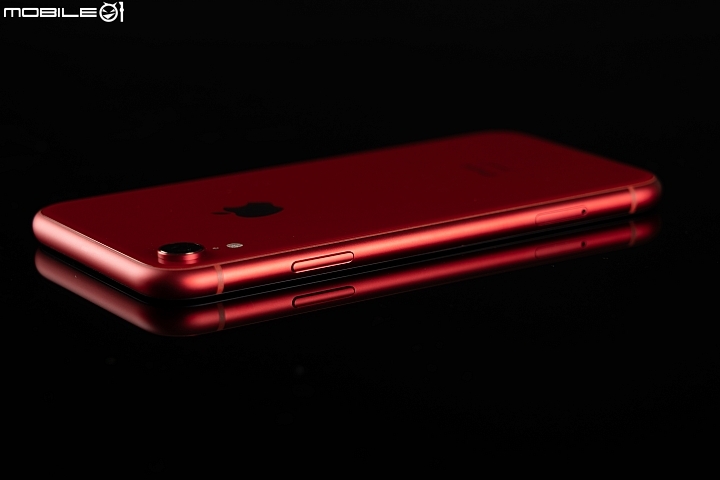 Apple iPhone XR 開賣！ 小惡魔帶你看六色實機質感！
