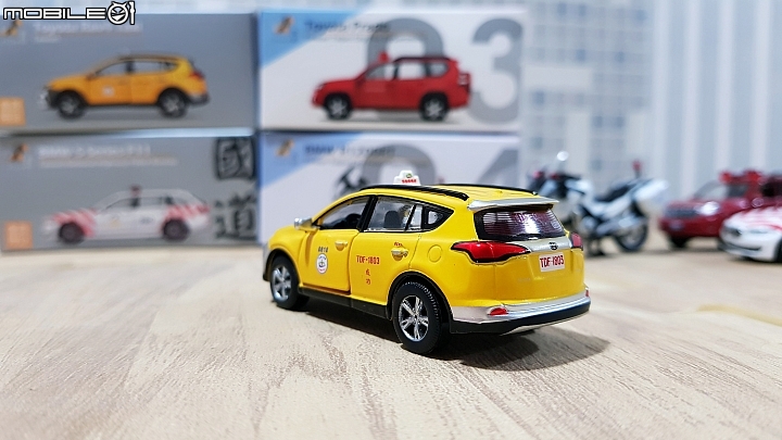 【開箱】RAV4計程車、BMW國道警車/重機等一同登場,TINY微影台灣系列小車分享!