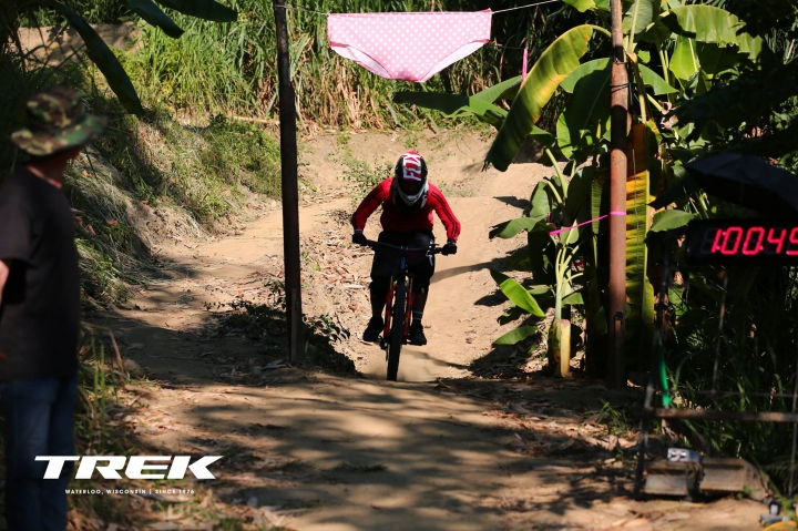 點我看大圖 集大成之作 2018 Giant Reign Advanced 0