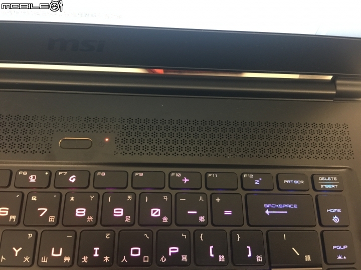 [不專業開箱] MSI GS65 工作之餘兼玩樂