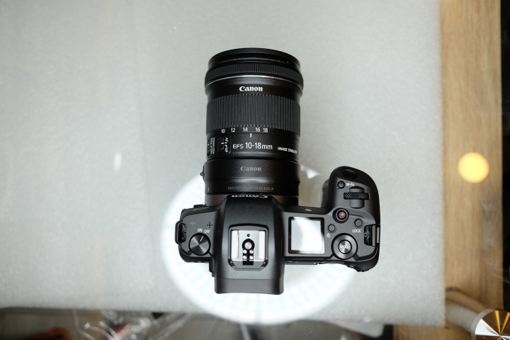 CANON EOS R 超簡單開箱!! (圖