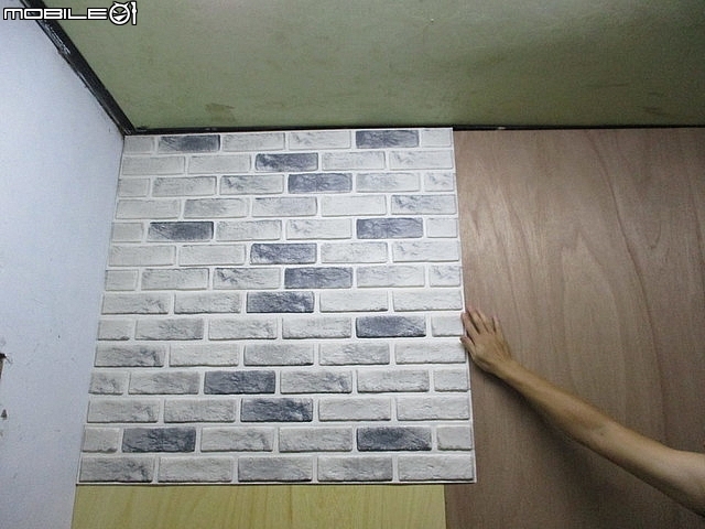 (開箱)ＤＩＹ美化居家/工作室首選~韓國家居用品代理 lifesense生活感工廠/Ltree 3D防撞隔音磚紋壁貼～！