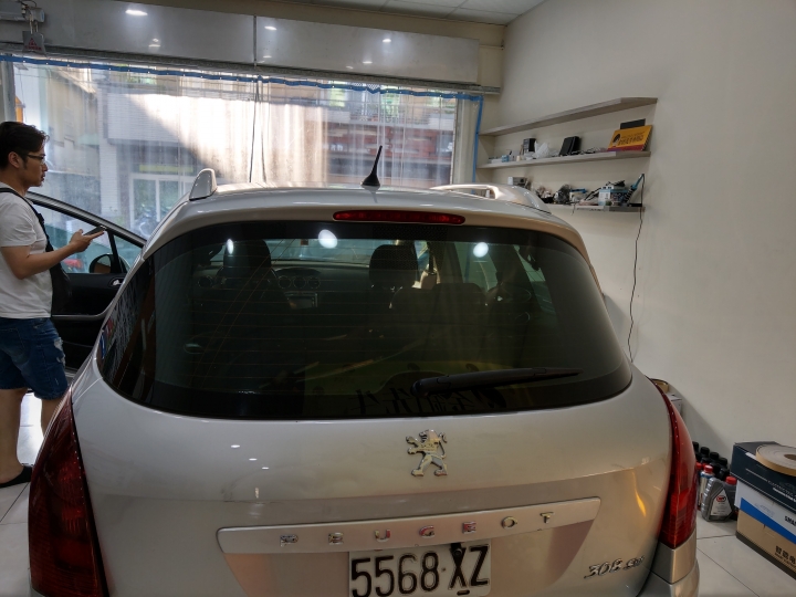 Peugeot 308 SW 升級安卓影音 之你還記得原廠影音的模樣??