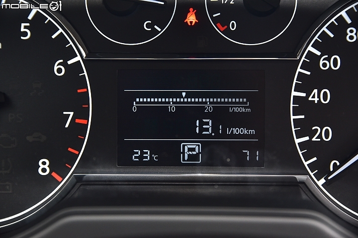 Nissan Tiida 2019年式試駕，六安/VDC/ISO-FIX入列，戰力再升級！