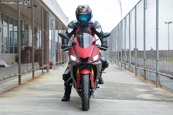 2019 YAMAHA YZF-R3 賽道試駕 R-DNA 有感配備進化