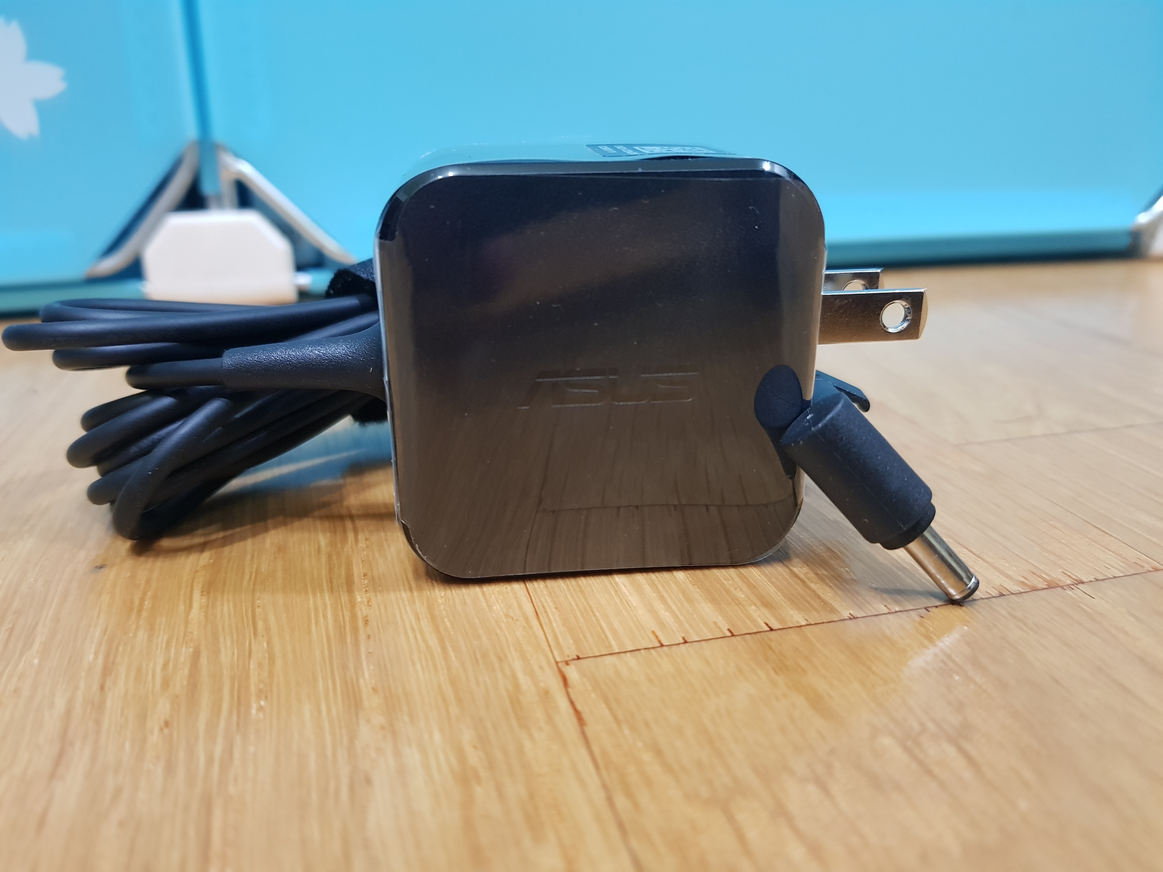 【小宅開箱】【閒聊】ASUS VivoBook Flip 14 J401MA 360° 翻轉大視界