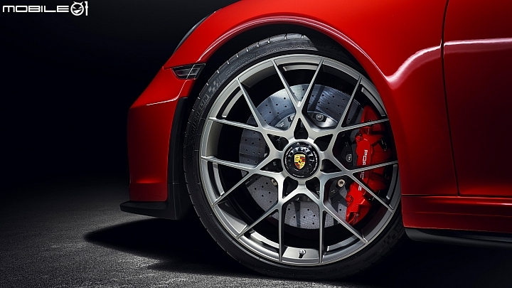 【海外新訊】911 Speedster明年量產確認,Porsche釋出量產版定裝照!