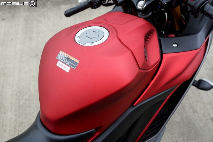 2019 YAMAHA YZF-R3 賽道試駕 R-DNA 有感配備進化