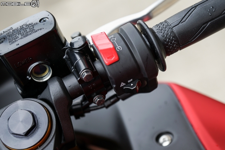2019 YAMAHA YZF-R3 賽道試駕 R-DNA 有感配備進化